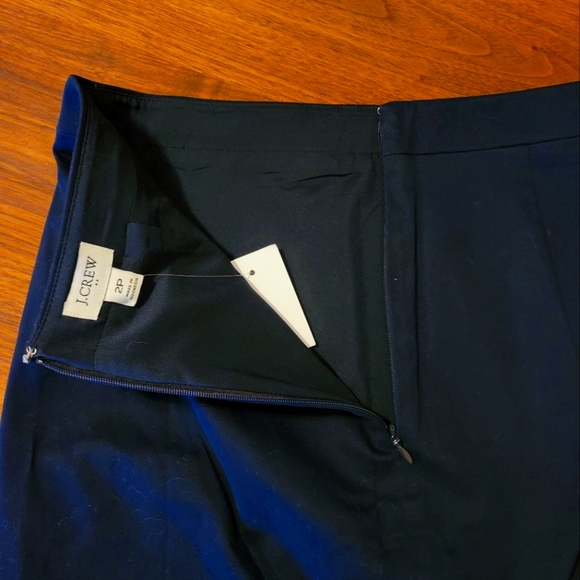 J. Crew scallop-edge pencil skirt (NWT) 🛍 HP 🛍 - Picture 5 of 6